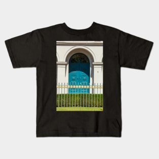 laves house; Germany; Lower Saxony; House; Hanover; Door; bow Kids T-Shirt